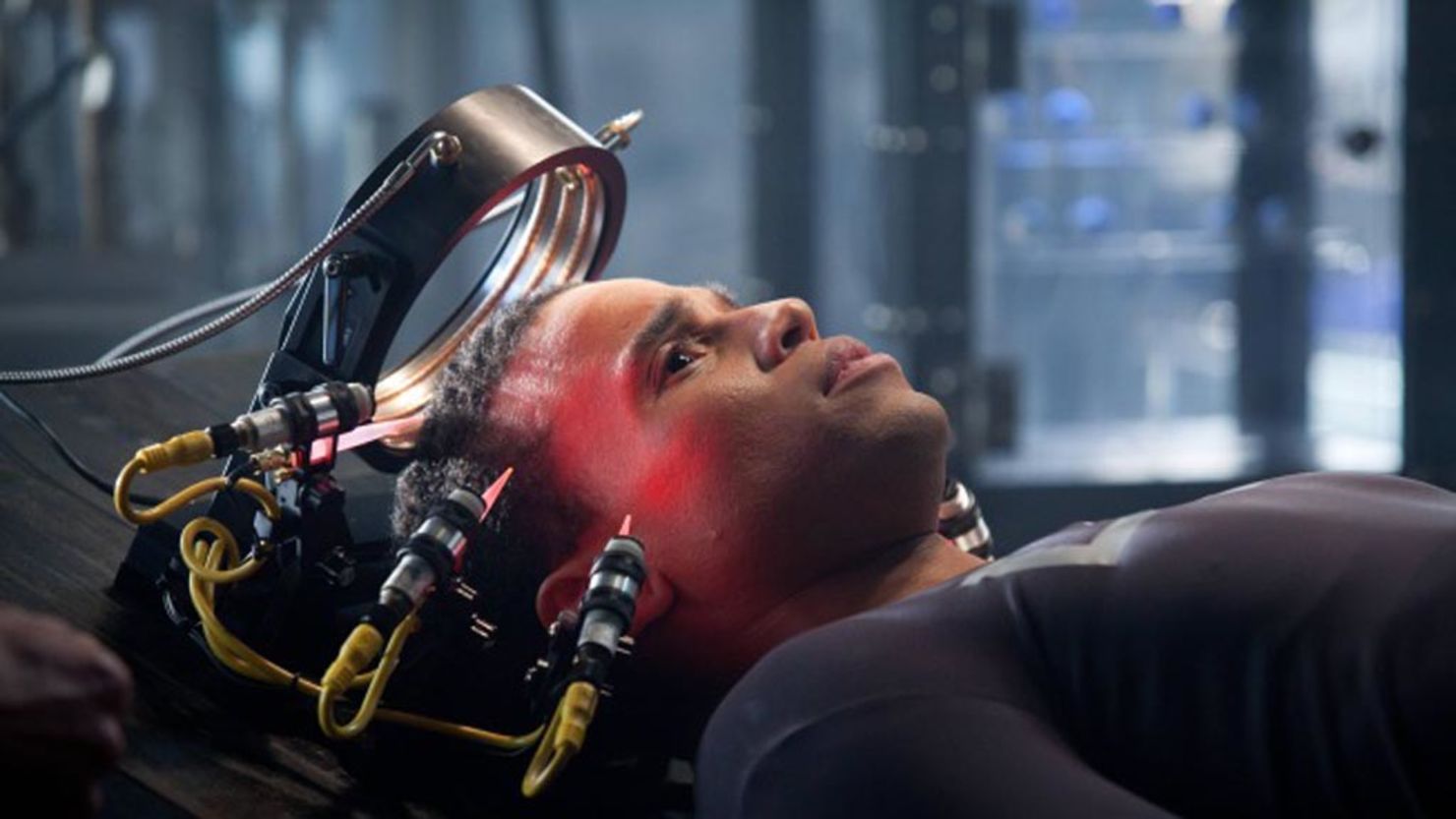 The underrated Karl Urban sci-fi show you can watch free on Tubi